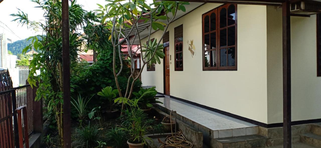 Homestay Galpera Papua Jayapura Exterior photo